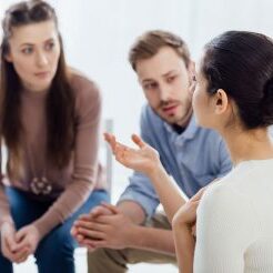 interpretation-language-translation interpretor translating for couple