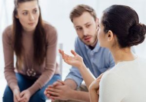 interpretation-language-translation interpretor translating for couple